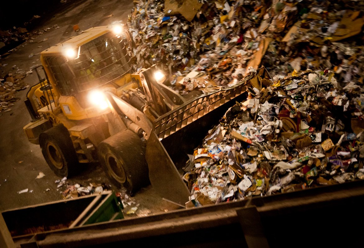 How you move a giant pile of recycling around