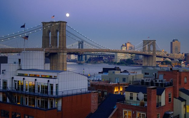 Brooklyn Bridge by moonlight